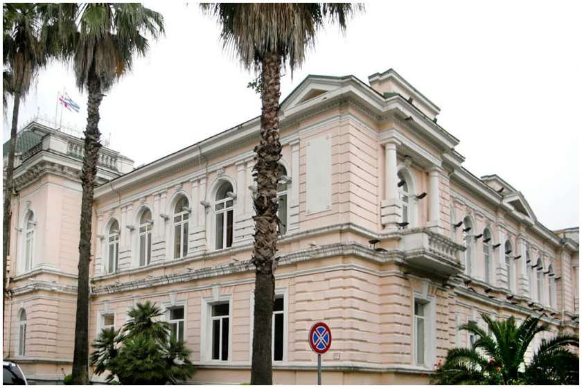 ბათუმის საკრებულოს შენობა