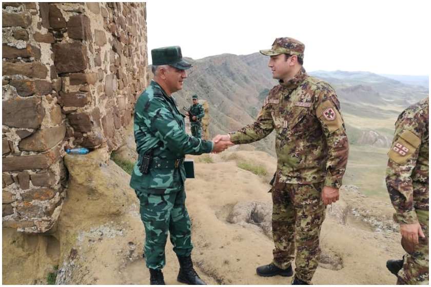 აზერბაიჯანელი და ქართველი მესაზღვრე