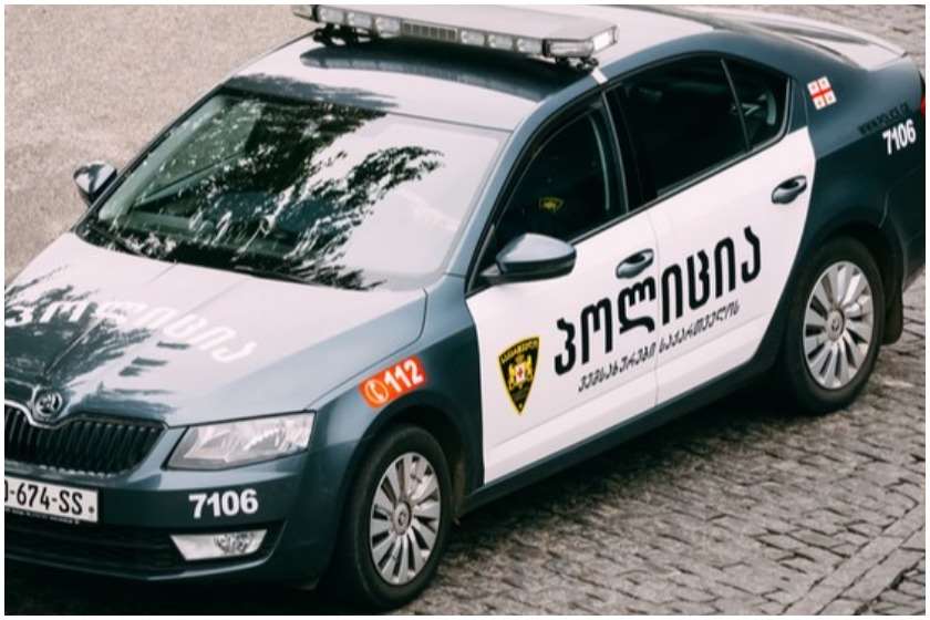 პოლიცია