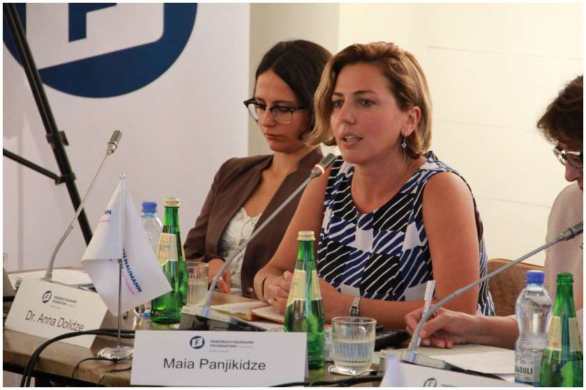 ანა დოლიძე