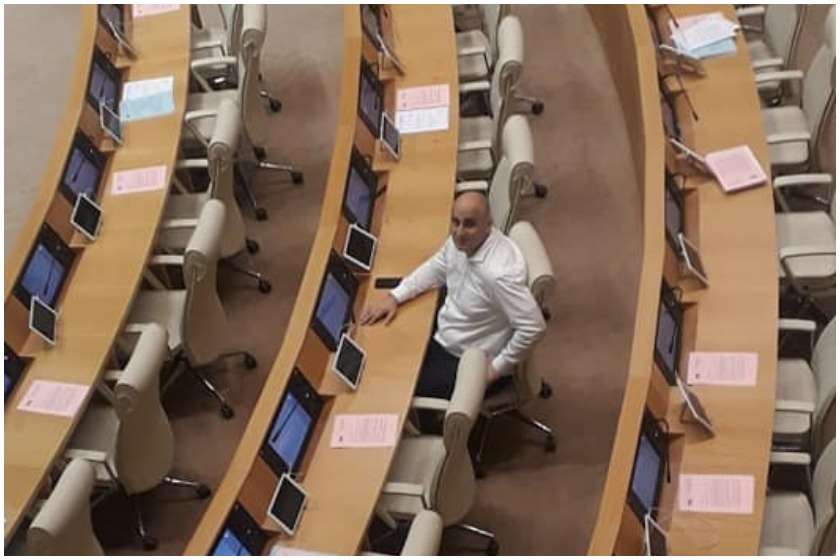 ნიკა მელია