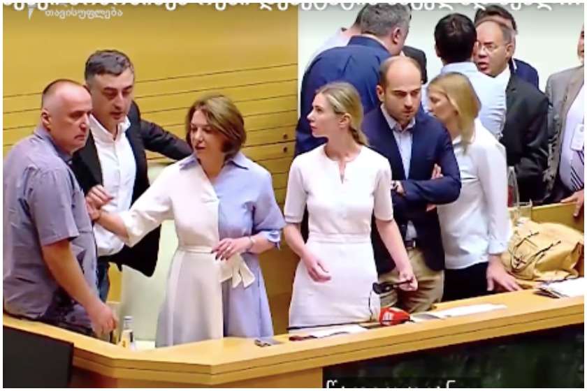 აკაკი ბობოხიძე