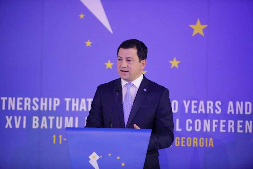 არჩილ თალაკვაძე