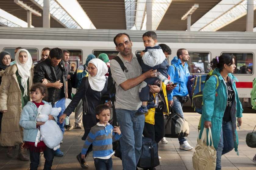 მიგრანტები