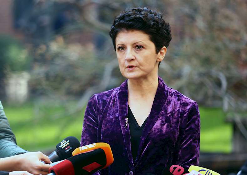 თეა წულუკიანი