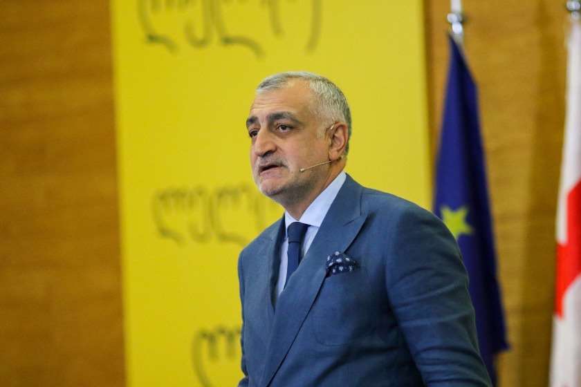 მამუკა ხაზარაძე