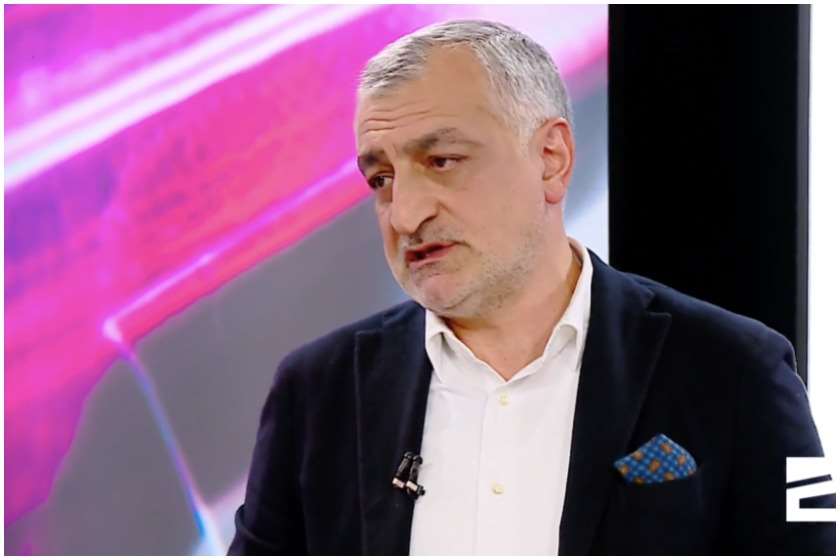 მამუკა ხაზარაძე