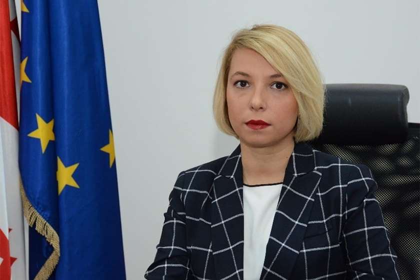 ნინო ლომჯარია