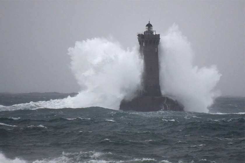 შტორმი ამელი