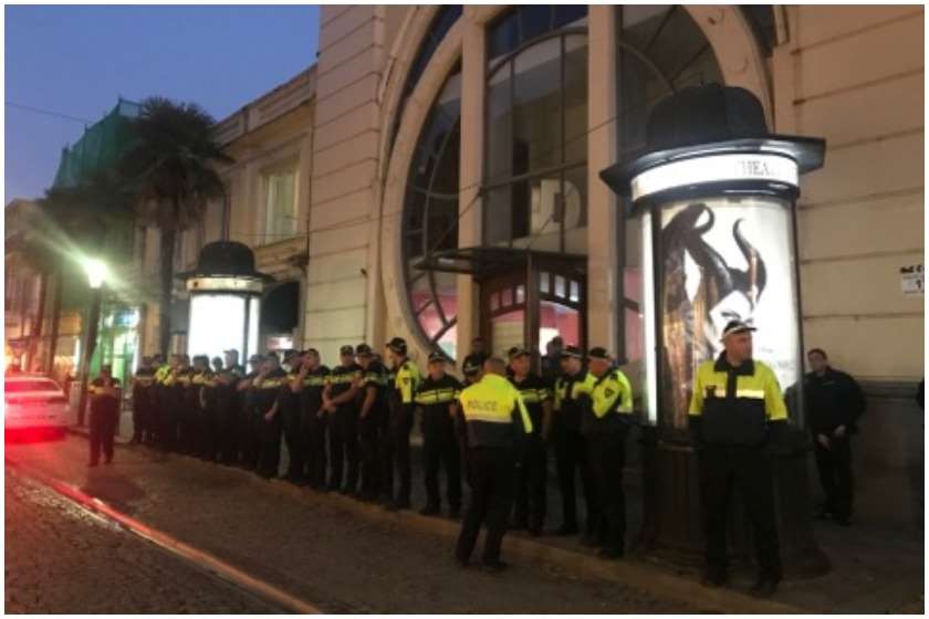 ბათუმი, კინოთეატრი „აპოლო“