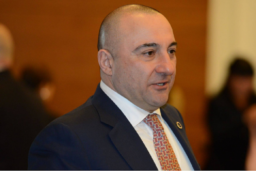 კახაბერ ოქრიაშვილი