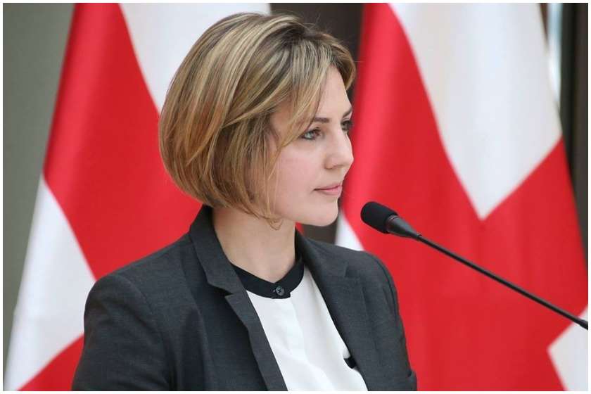 ანა დოლიძე