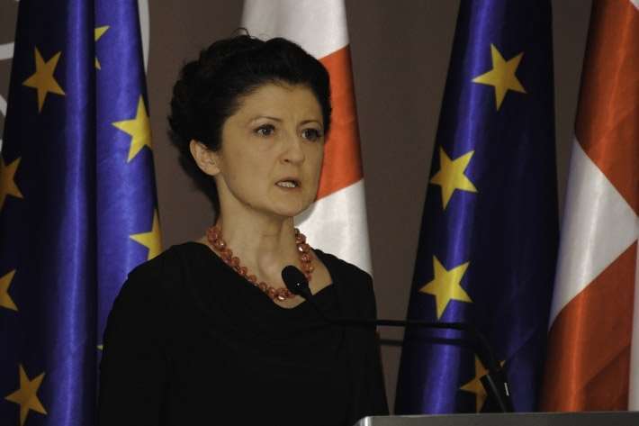 თეა წულუკიანი