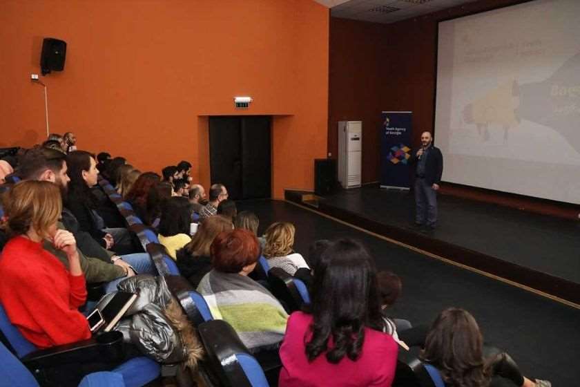 რევაზ ჩარკვიანი