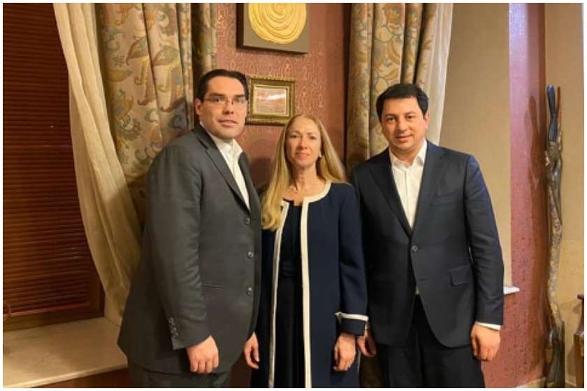 კრის სოჩა
კელი დეგნანი
არჩილ თალაკვაძე