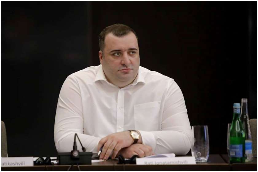 რატი იონათამიშვილი