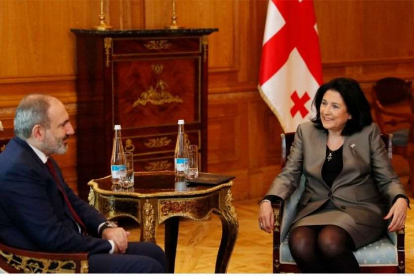 სალომე ზურაბიშვილი; ნიკოლ ფაშინიანი