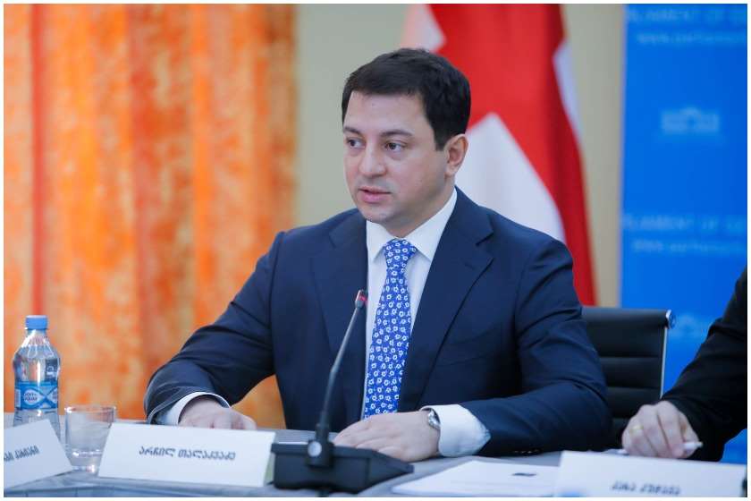 არჩილ თალაკვაძე