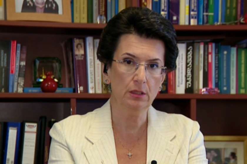 ნინო ბურჯანაძე