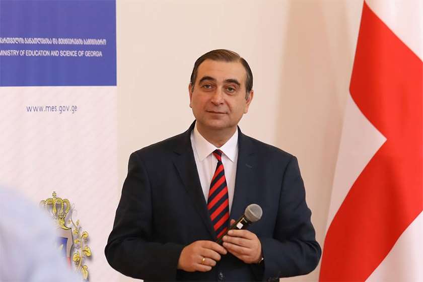 მიხეილ ჩხენკელი