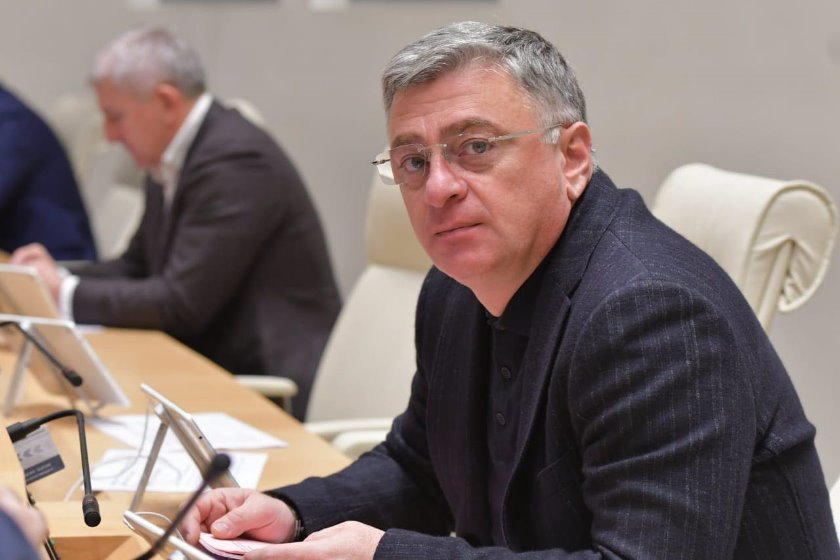 ირაკლი ხახუბია