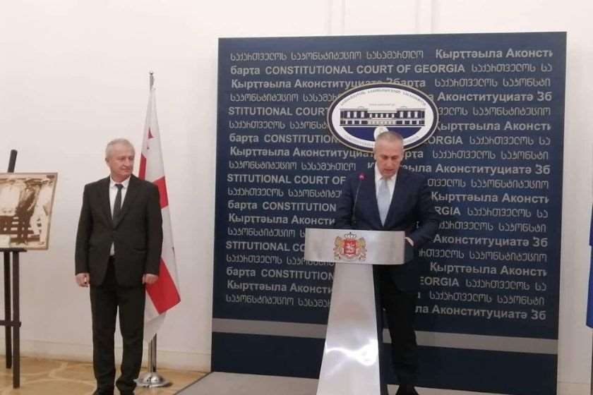ზაზა თავაძე; ხვიჩა კიკილაშვილი