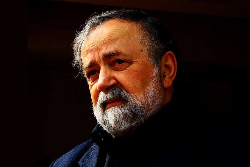 რეზო ესაძე