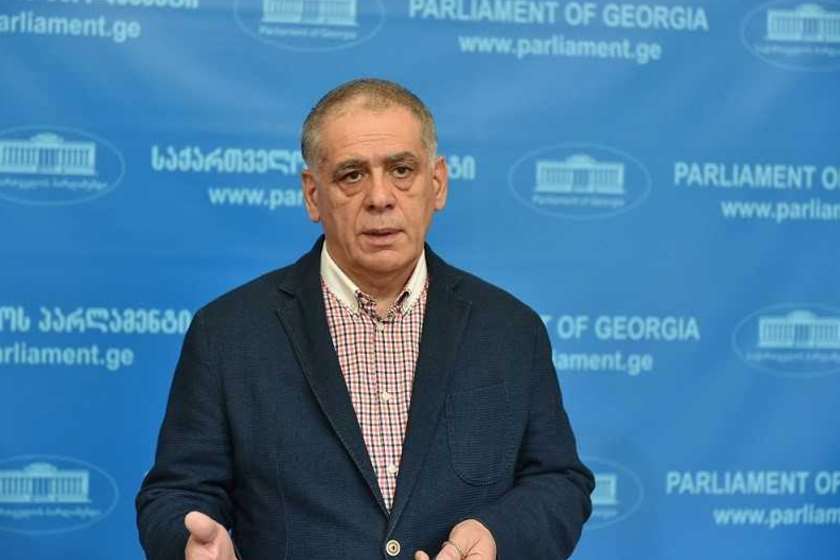 რომან კაკულია