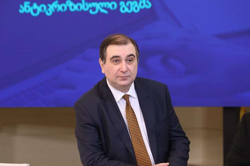 მიხეილ ჩხენკელი
