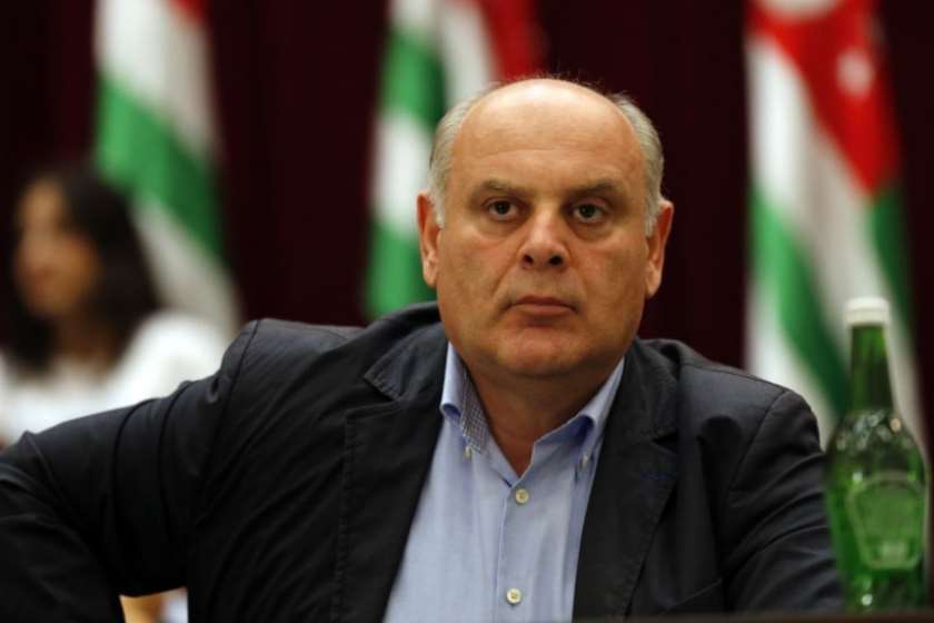 ასლან ბჟანია