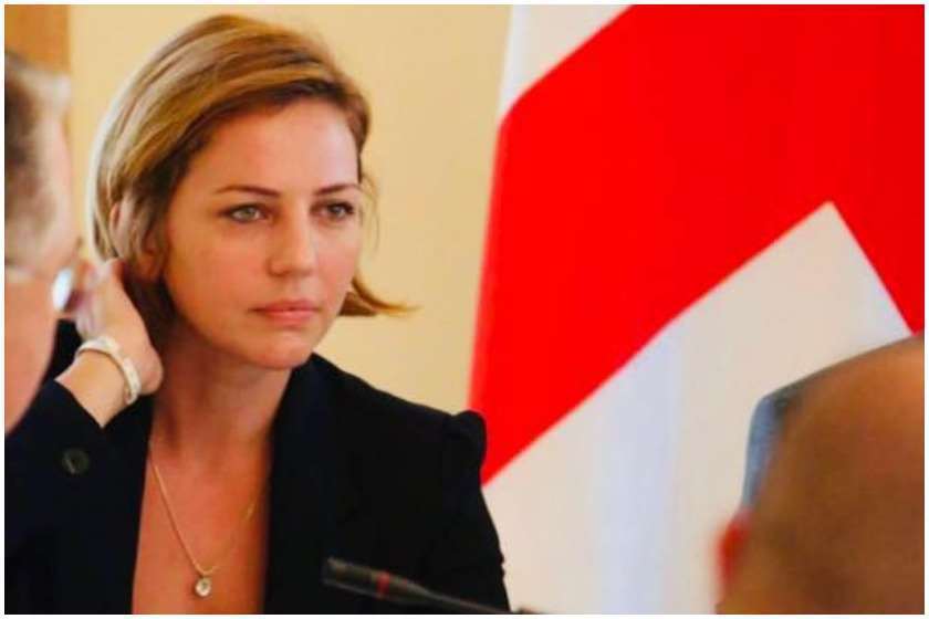 ანა დოლიძე