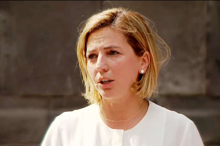 ანა დოლიძე