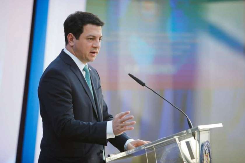 არჩილ თალაკვაძე