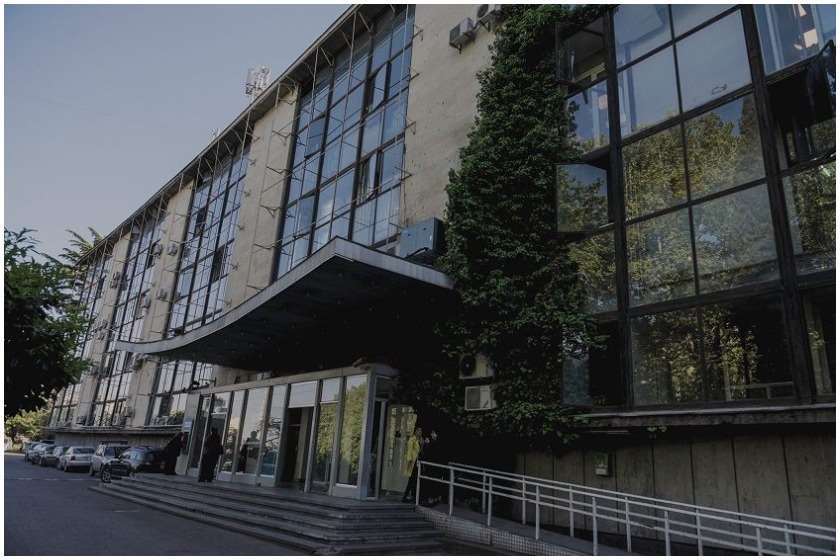 პარლამენტი