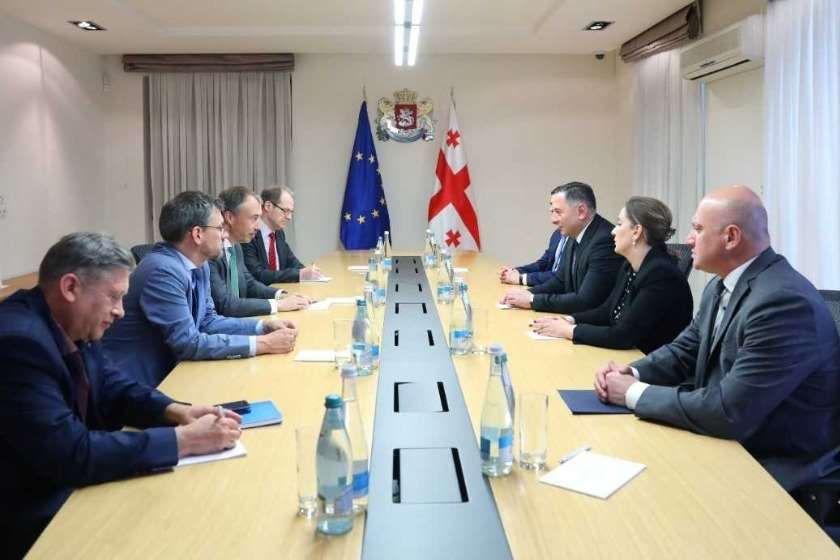 ვახტანგ გომელაური
