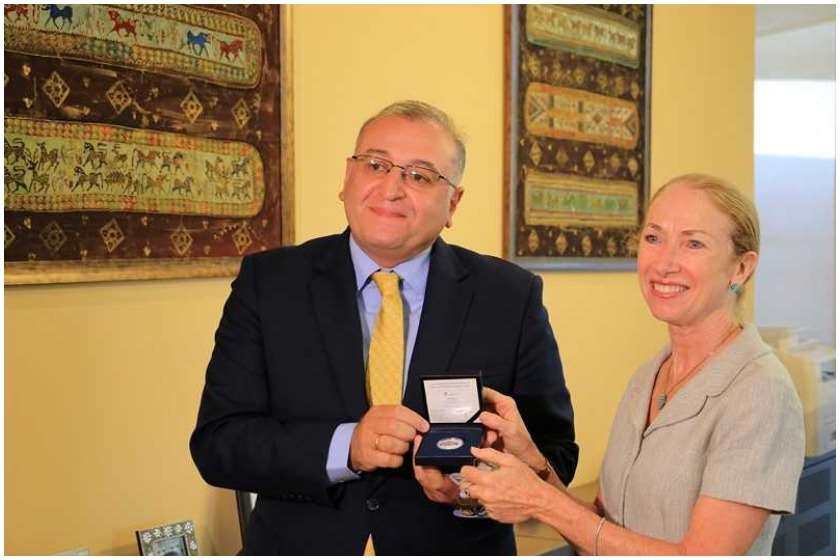 კობა გვენეტაძე
კელი დეგნანი