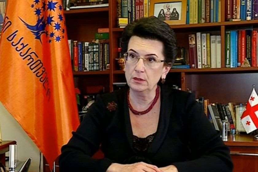 ნინო ბურჯანაძე