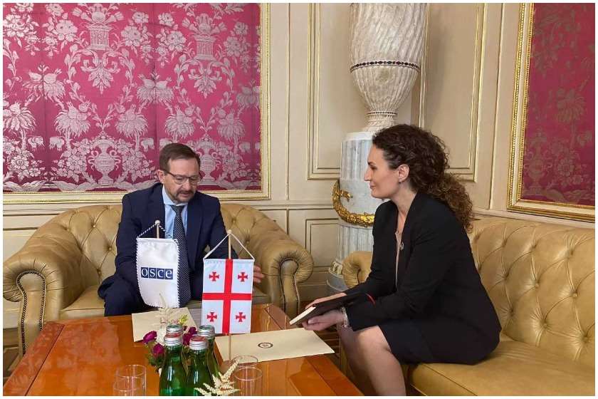 ტომას გრემინგერი
ქეთევან ციხელაშვილი