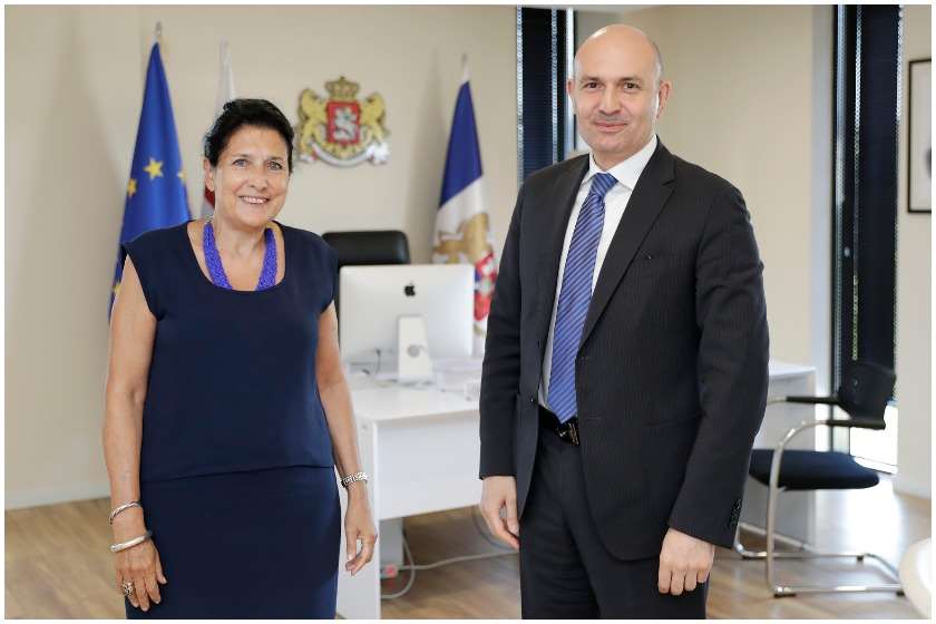 სალომე ზურაბიშვილი
რუსლან აბაშიძე