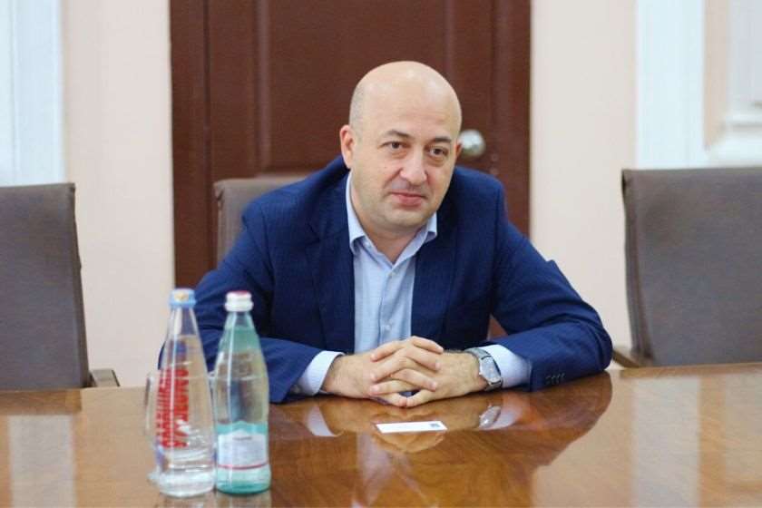 ლაშა კომახიძე