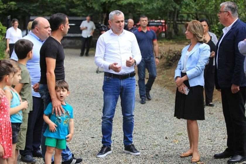 ეკატერინე ტიკარაძე
