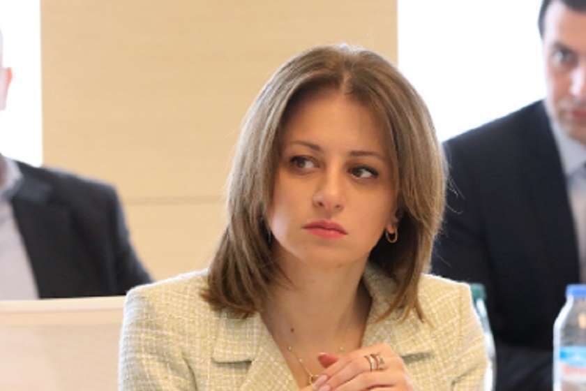 ეკატერინე ტიკარაძე