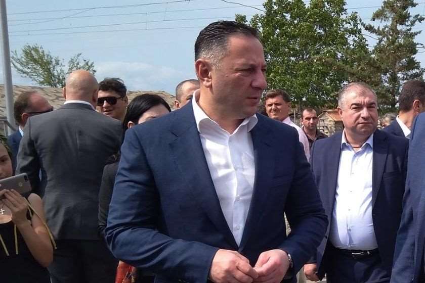 ვახტანგ გომელაური