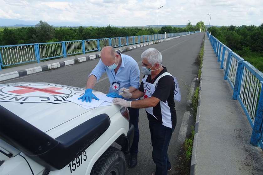 წითელი ჯვარი ნეშტები