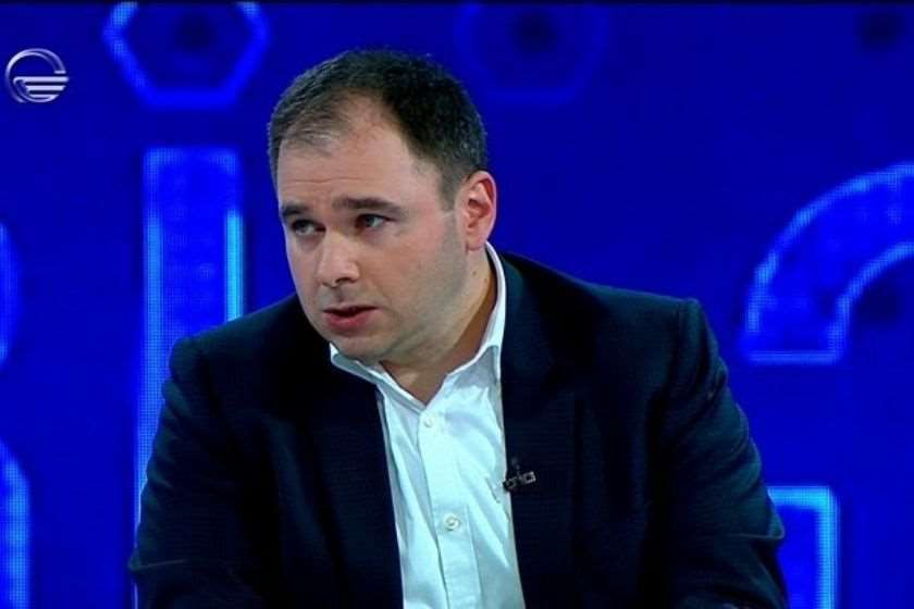 ნიკოლოზ სამხარაძე