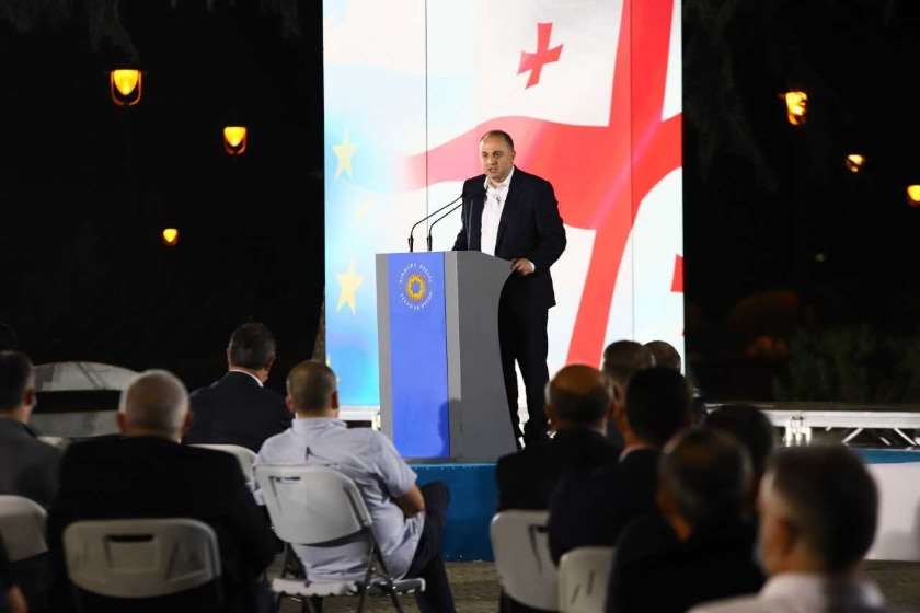 ირაკლი ჩიქოვანი