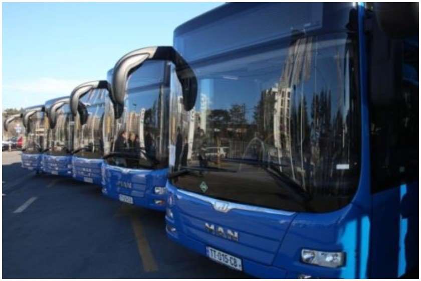 ლურჯი ავტობუსები