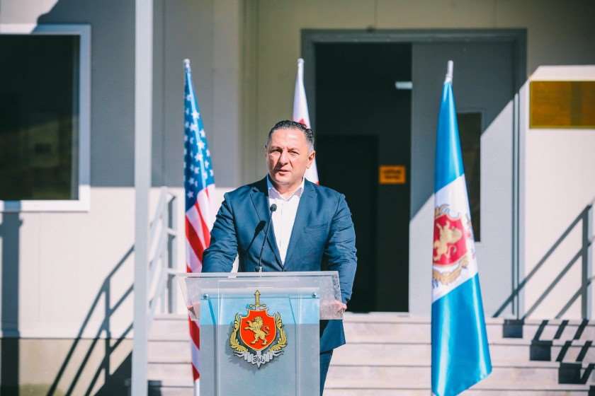 ვახტანგ გომელაური