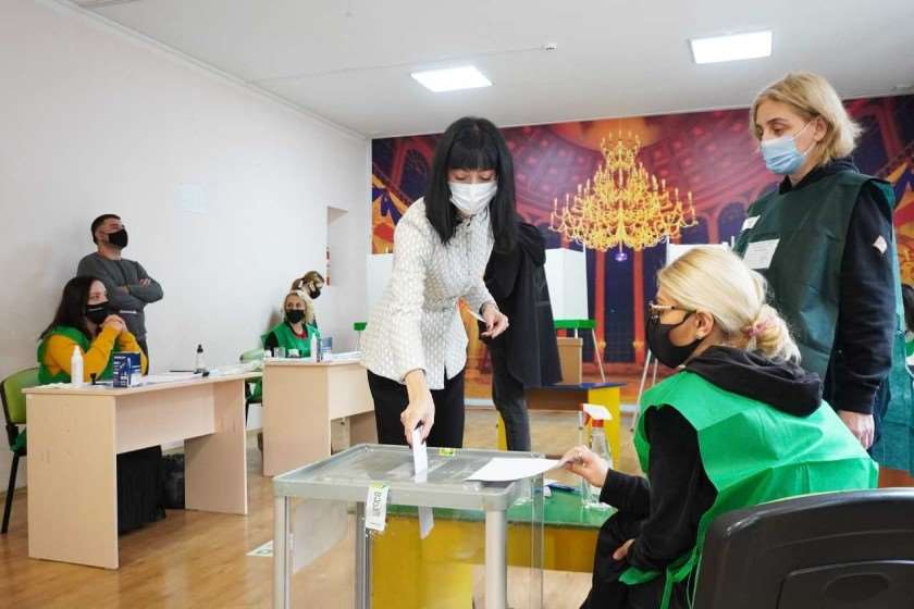 თეა ახვლედიანი