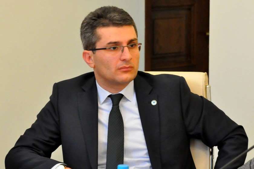 მამუკა მდინარაძე